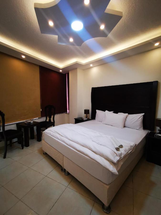 Al Fakher Hotel Apartments & Suites Amman Eksteriør billede