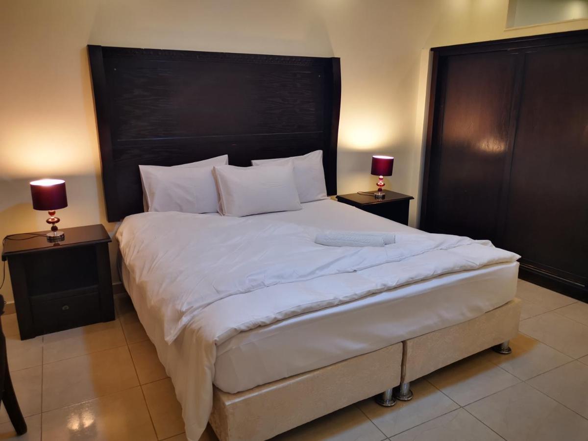Al Fakher Hotel Apartments & Suites Amman Eksteriør billede